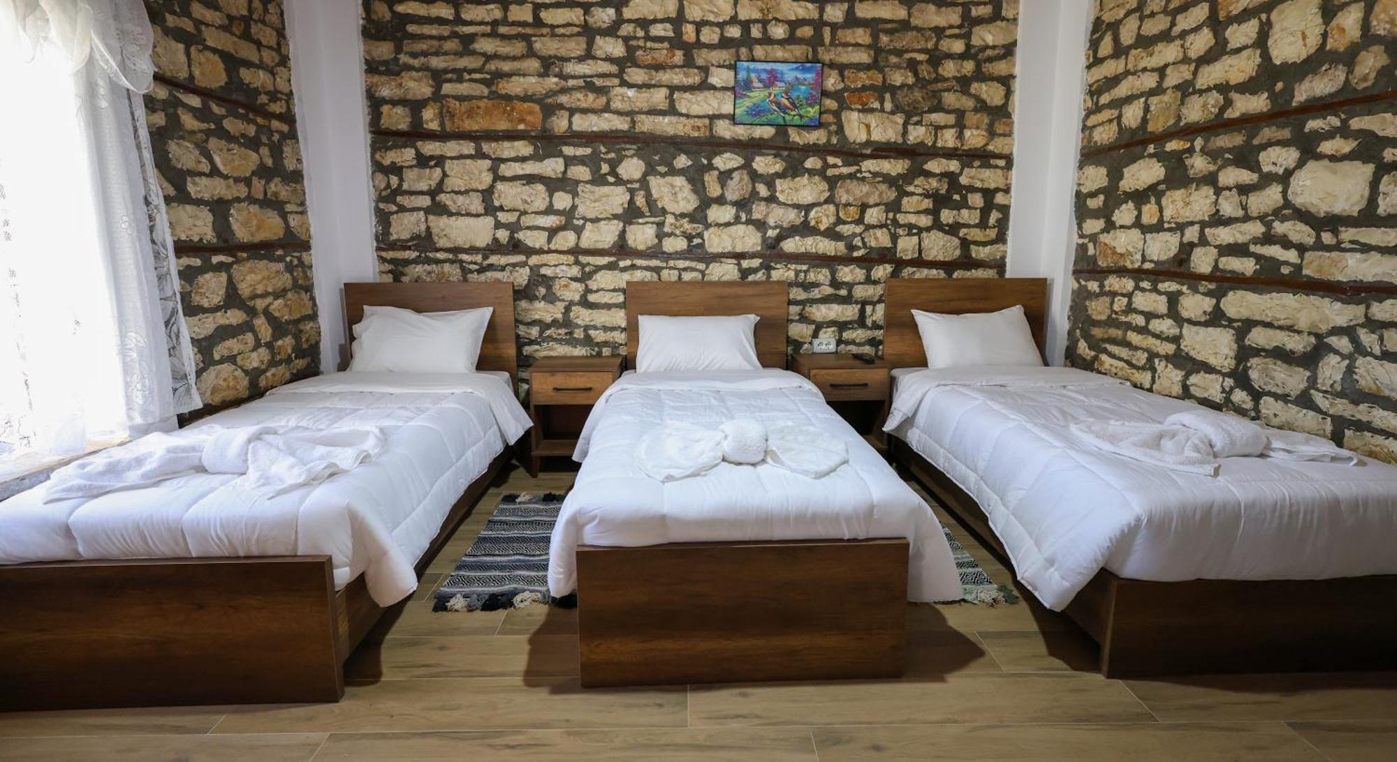 Villa Shpiragu Village Experience Berat Exterior foto