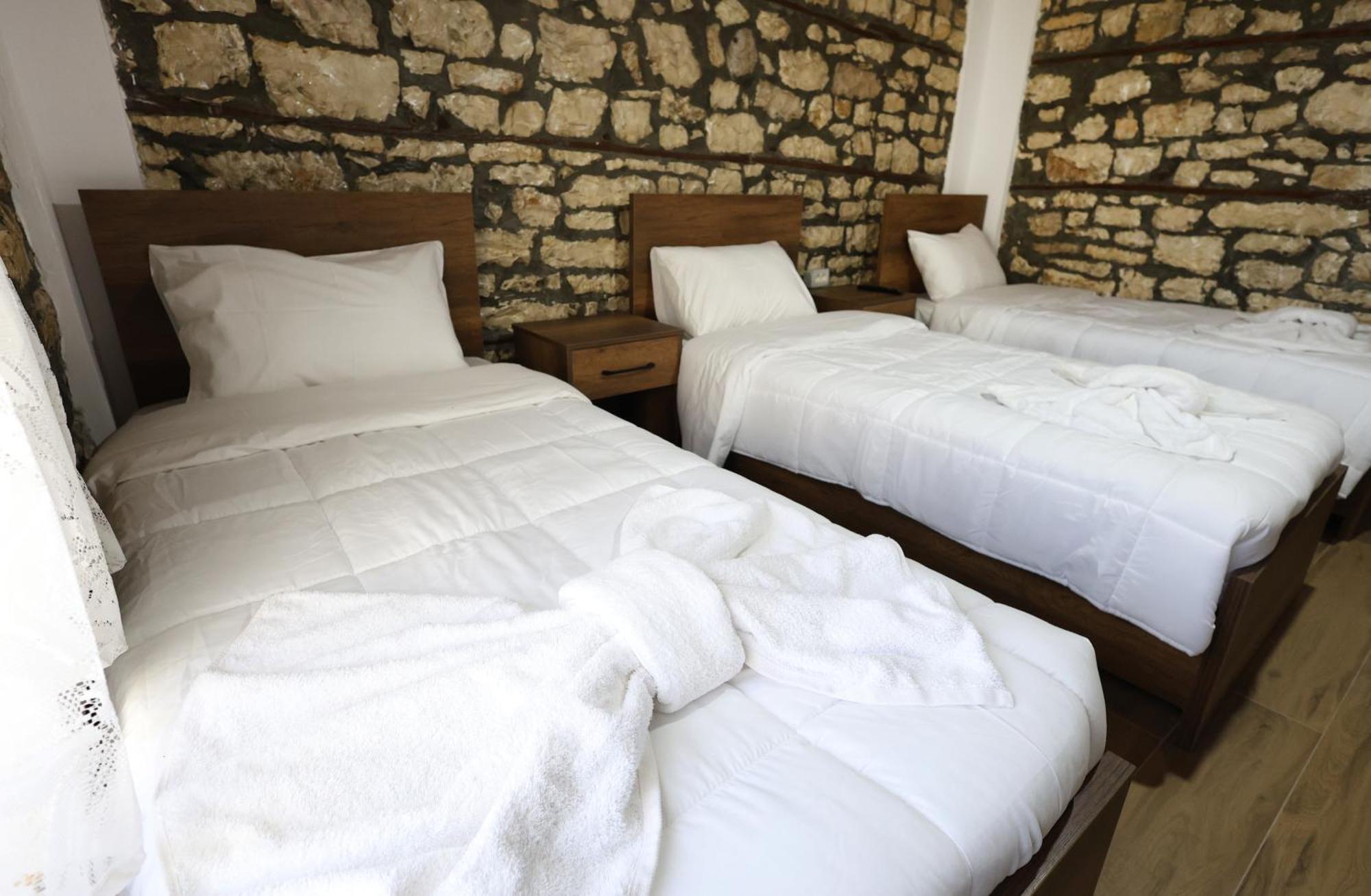 Villa Shpiragu Village Experience Berat Exterior foto